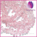 Glass chip beads, pink, small. 34-inch strand.